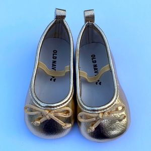 NWOT Old Navy Gold Ballet Flats - 6-12 months
